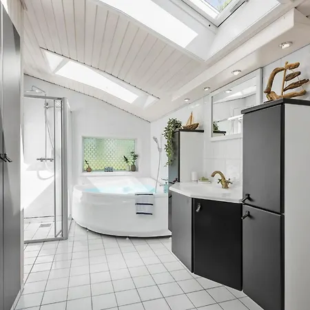 Awesome In With Sauna Semesterbostad *